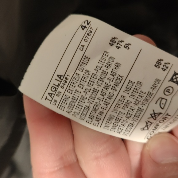 Sisley pinstripe blazer 3 button with shoulder pass - Picture 5 of 5